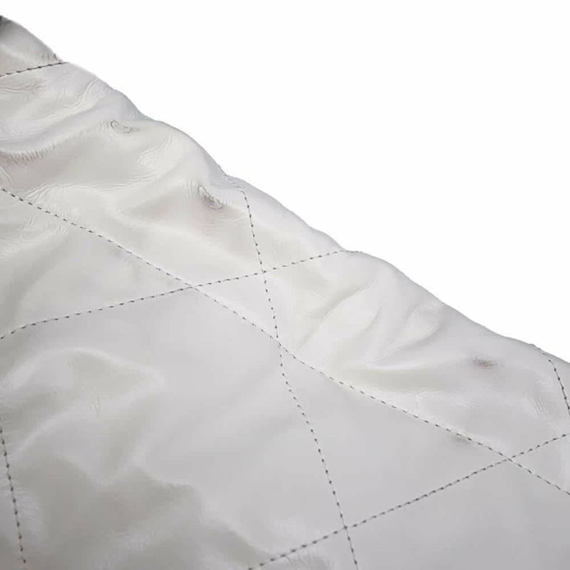 シャネル ハンドバッグ CHANEL 22 マトラッセ スモール シャイニーカーフ AS3260 CHANEL ポーチ付き 白