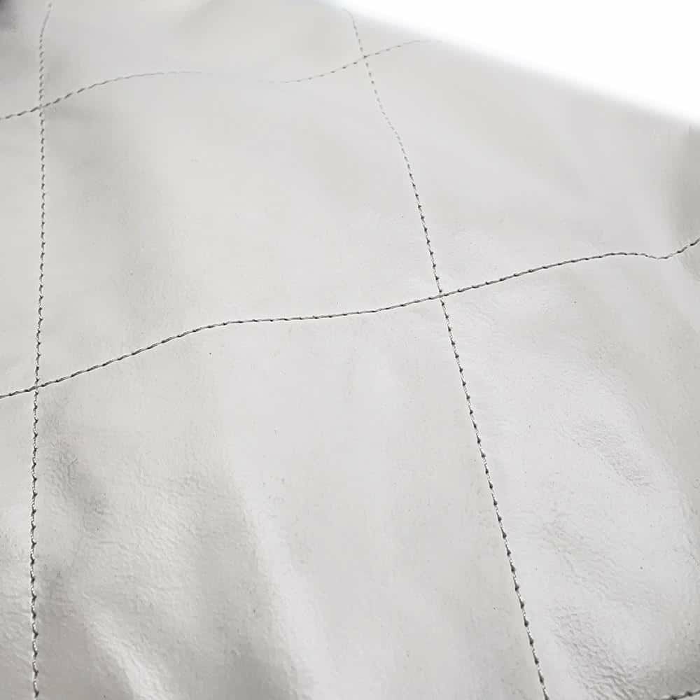 シャネル ハンドバッグ CHANEL 22 マトラッセ スモール シャイニーカーフ AS3260 CHANEL ポーチ付き 白