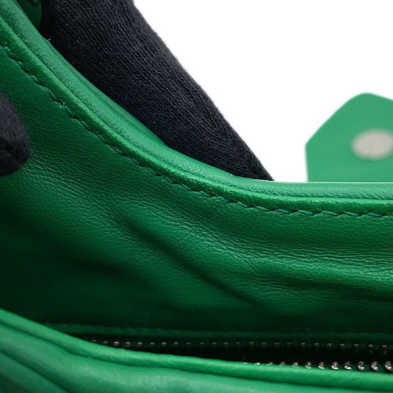 プラダ ハンドバッグ Re-Edition 2002 ムーン パデットナッパレザー 1BA381 PRADA 2way