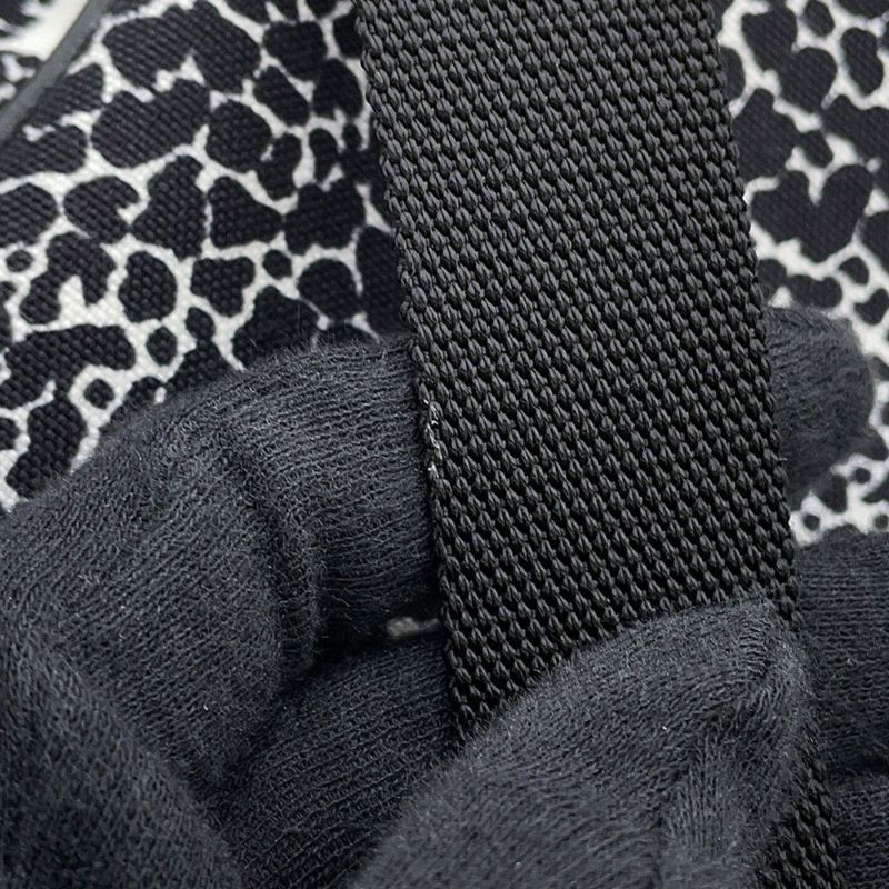 サンローランパリ バックパック クラシックハンター キャンバス 326865 リュックサック 黒 白