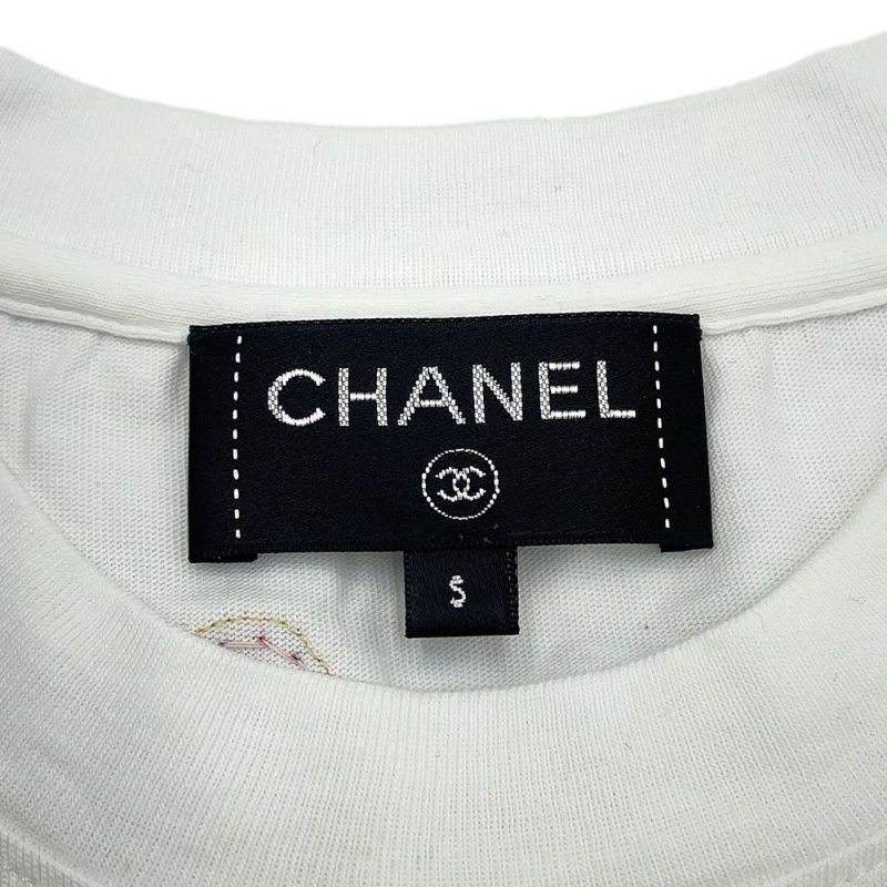 シャネル 半袖Tシャツ ファレル・ウィリアムス ビーズ装飾 コットン レディースサイズS P61052 CHANEL アパレル 白