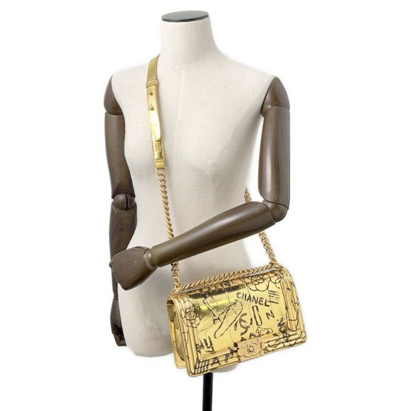 シャネル チェーンショルダーバッグ ボーイシャネル  型押しレザー A67086 ココマーク CHANEL バッグ セール品