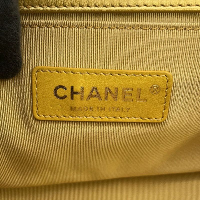 シャネル チェーンショルダーバッグ ボーイシャネル  型押しレザー A67086 ココマーク CHANEL バッグ セール品