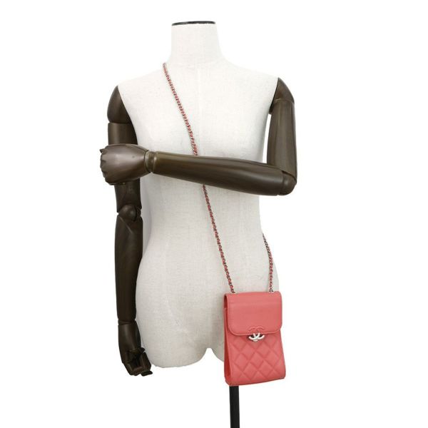 シャネル チェーンフォンケース マトラッセ ハーフココマーク レザー CHANEL バッグ