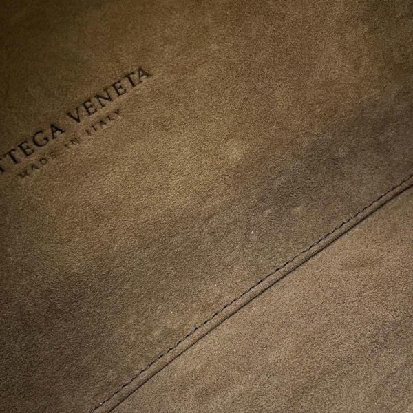 ボッテガヴェネタ チェーンショルダーバッグ イントレチャート ノット 498478 BOTTEGA VENETA クラッチバッグ