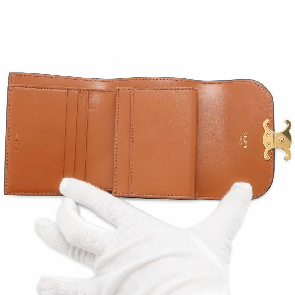 セリーヌ 三つ折り財布 スモール トリオンフ ウォレット 10D782CQH CELINE 財布 折りたたみ 黒