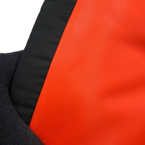 ロエベ ショルダーバッグ ゴヤ GOYA パファー メッセンジャーバッグ ナイロン B896G22X01 LOEWE 黒