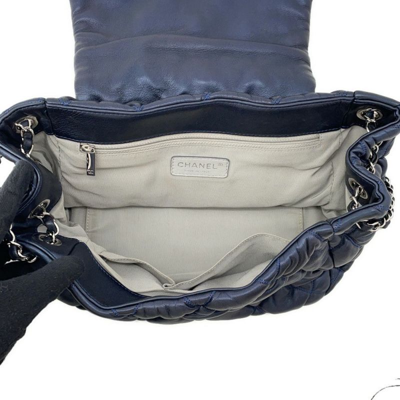 シャネル チェーンショルダーバッグ バブルキルト マトラッセ ココマーク CHANEL