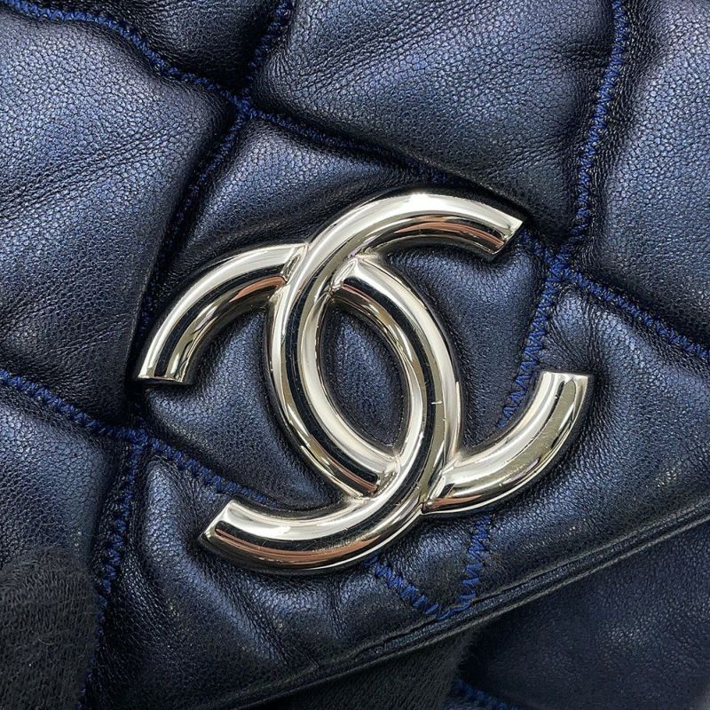 シャネル チェーンショルダーバッグ バブルキルト マトラッセ ココマーク CHANEL