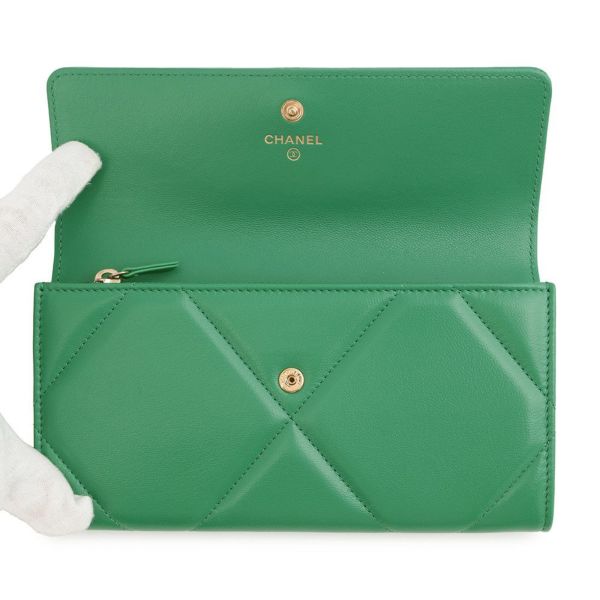 シャネル 二つ折り財布 ココマーク CHANEL19 フラップウォレット ミディアム ラムスキン AP0953 CHANEL 財布