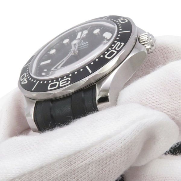 オメガ シーマスター ダイバー 300M コーアクシャル マスタークロノメーター 210.32.42.20.01.003 腕時計 黒文字盤