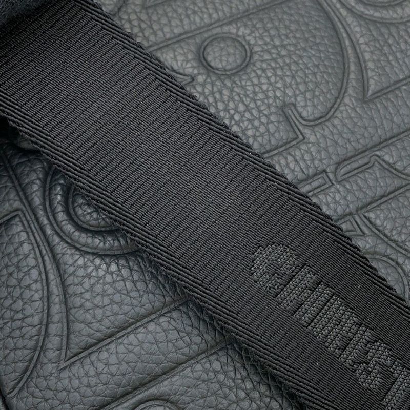 クリスチャン・ディオール ショルダーバッグ ディオール グラビティ サドル 3-in-1 カーフレザー 1ADPO049YKS 黒