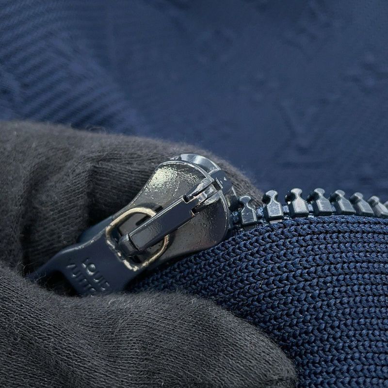 ルイヴィトン ジャケット モノグラム ジップスルートップ メンズズサイズS 1A7XYU LOUIS VUITTON ネイビー