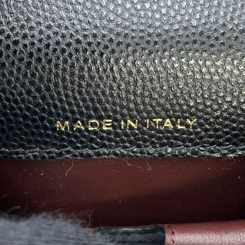 シャネル ケース AirPods Proケース マトラッセ ココマーク キャビアスキン ストラップ付き AP1739 CHANEL 黒