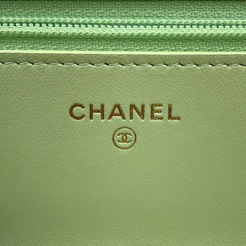 シャネル チェーンウォレット ココマーク マトラッセ シャネル19 キルティング ラムスキン AP0957 CHANEL 財布