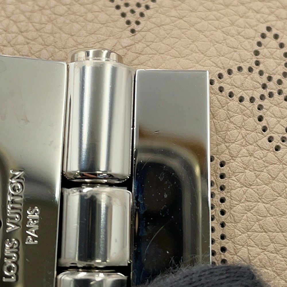 ルイヴィトン トートバッグ モノグラム・マヒナ セーヴル M41791 LOUIS VUITTON ハンドバッグ