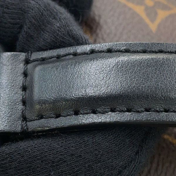 ルイヴィトン ショルダーバッグ モノグラム・タフタージュ トリアングル・メッセンジャーバッグ M45070 ブラック 黒