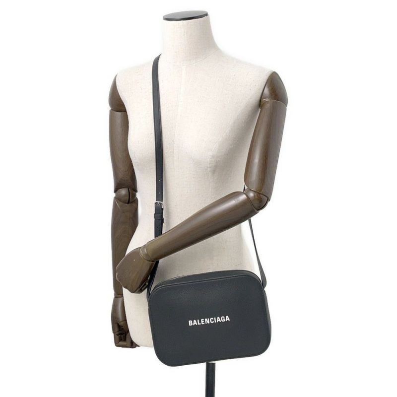 バレンシアガ ショルダーバッグ エブリデイ カメラバッグS レザー 552370 BALENCIAGA バッグ 黒