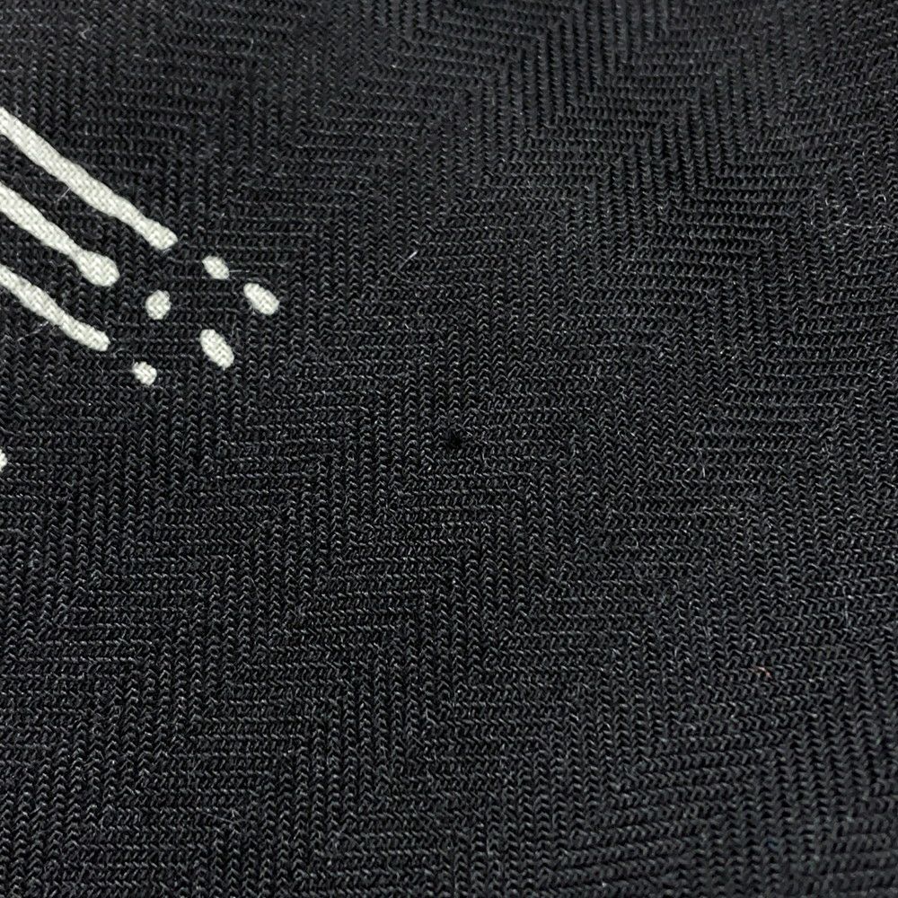 エルメス ストール カレ140 カレジェアン クレール・ドゥ・リュンヌ 2023秋冬 黒 白