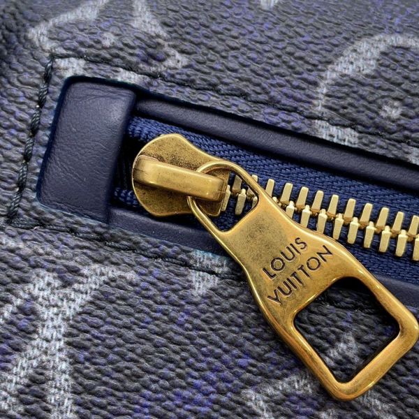 ルイヴィトン ボディバッグ モノグラム・ブリーチ ディスカバリー バムバッグ PM M23905 LOUIS VUITTON メンズ