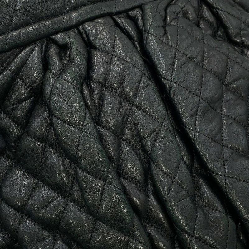 シャネル チェーンショルダーバッグ マトラッセ チェーンアラウンド レザー CHANEL 黒