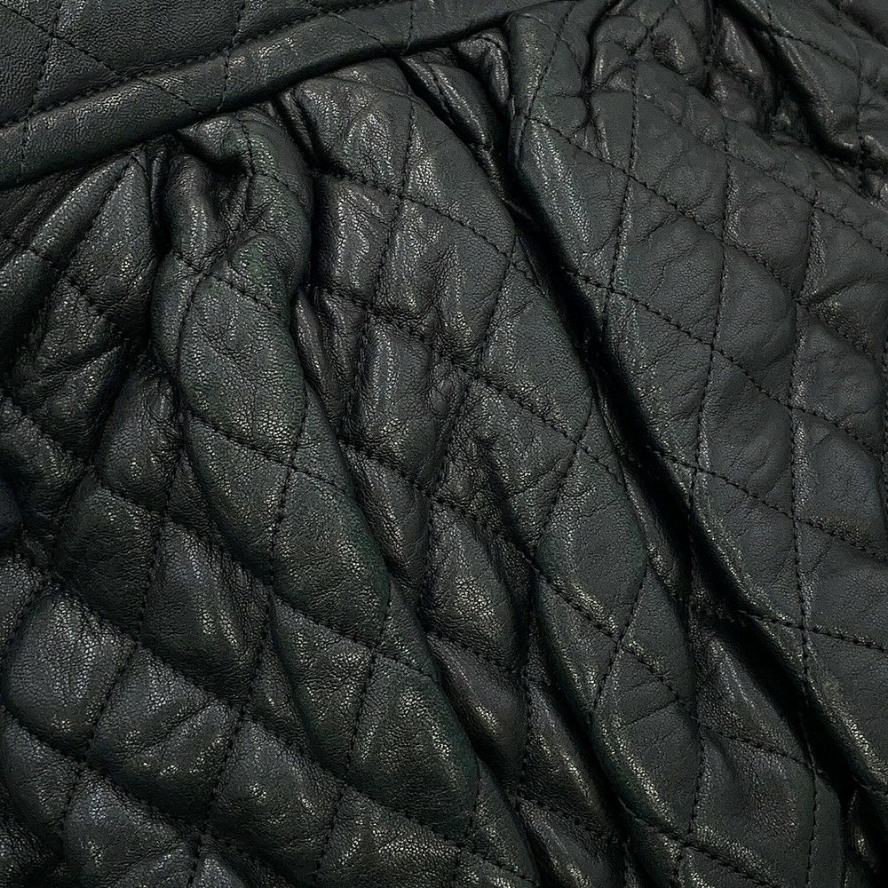 シャネル チェーンショルダーバッグ マトラッセ チェーンアラウンド レザー CHANEL 黒