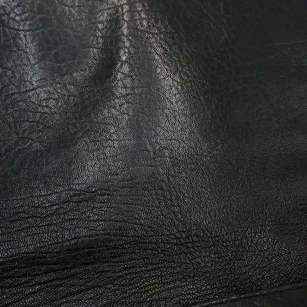 シャネル チェーンショルダーバッグ マトラッセ チェーンアラウンド レザー CHANEL 黒