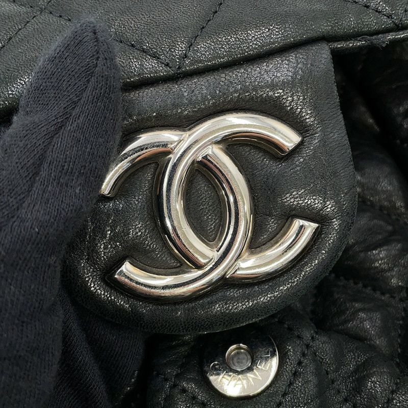 シャネル チェーンショルダーバッグ マトラッセ チェーンアラウンド レザー CHANEL 黒