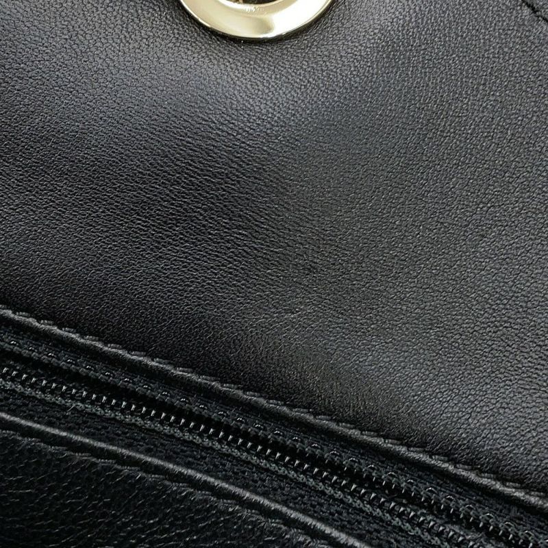 シャネル チェーンショルダーバッグ マトラッセ ムートン ココマーク CHANEL