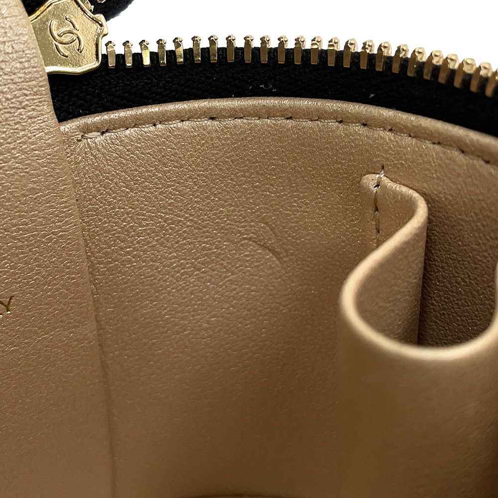 シャネル ハンドバッグ ミニ バニティバッグ マトラッセ ココマーク ラムスキン AP2729 CHANEL 黒