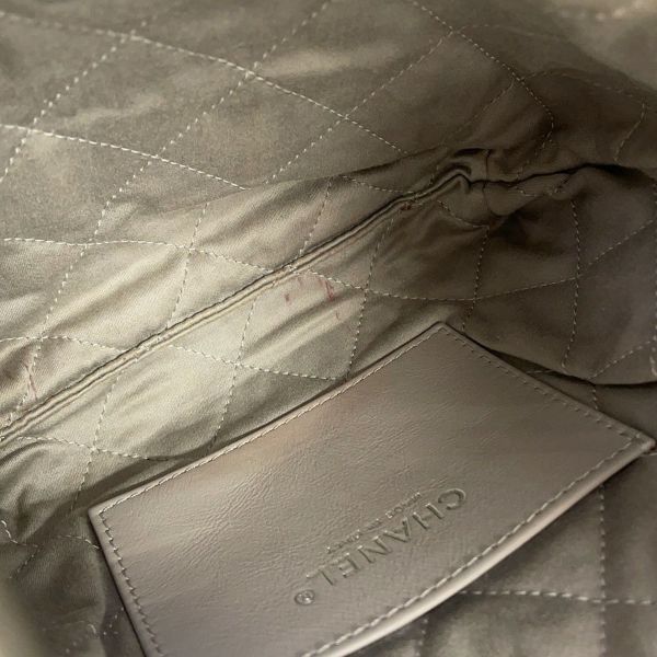 シャネル ハンドバッグ CHANEL 22 ミニ ココマーク シャイニーカーフレザー AS3980 CHANEL 2way 白