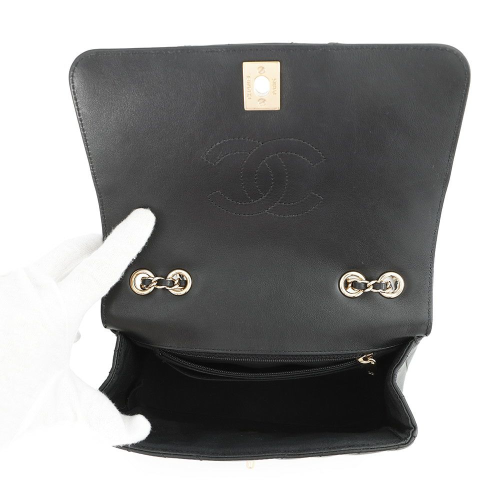 シャネル チェーンショルダーバッグ Vステッチ シェブロン ラムスキン CHANEL 黒