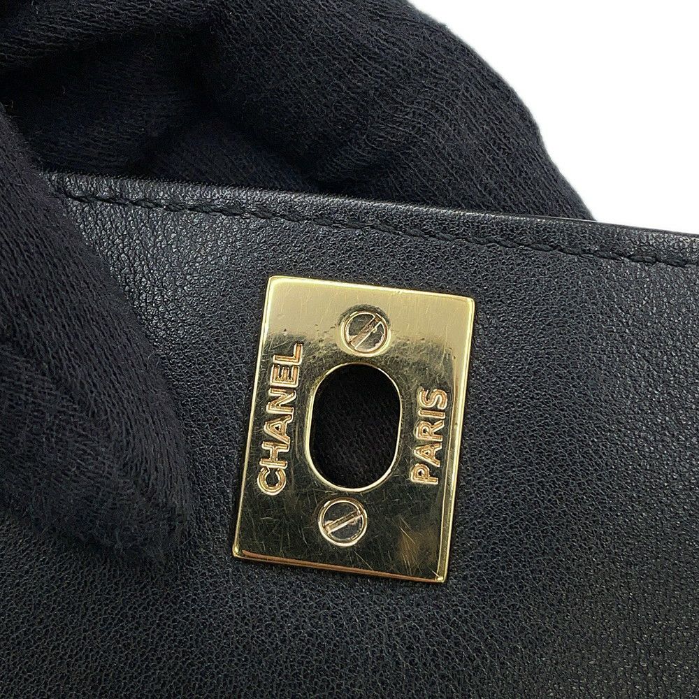 シャネル チェーンショルダーバッグ Vステッチ シェブロン ラムスキン CHANEL 黒