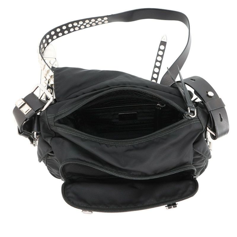 プラダ ショルダーバッグ スタッズ ナイロン レザー 1BD118 PRADA 斜め掛け 黒