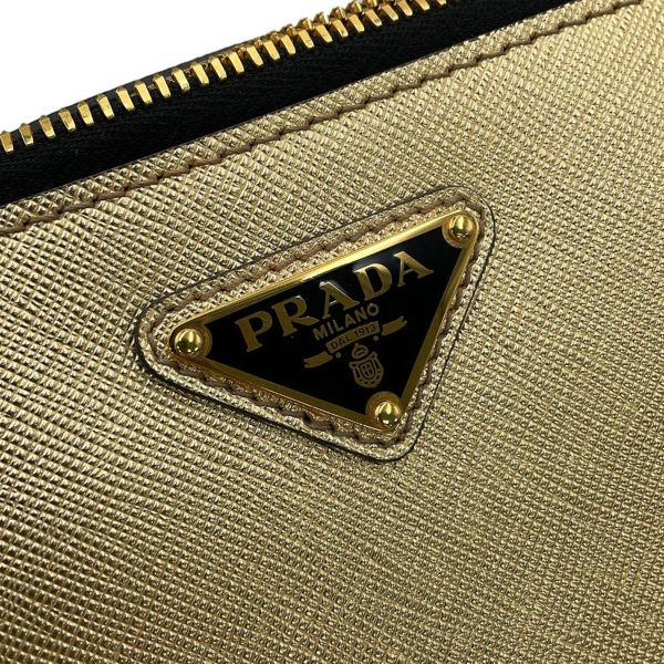 プラダ ショルダーバッグ トライアングルロゴ ブリック サフィアーノレザー 2VH070 PRADA