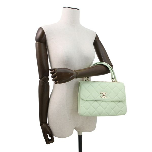 シャネル ハンドバッグ ココマーク マトラッセ トレンディCC ラムスキン A92236 CHANEL 2wa