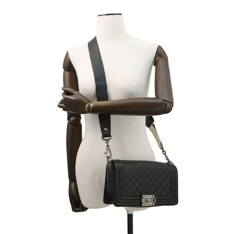 シャネル チェーンショルダーバッグ ココマーク マトラッセ ボーイシャネル ラムスキン A67086 CHANEL 黒