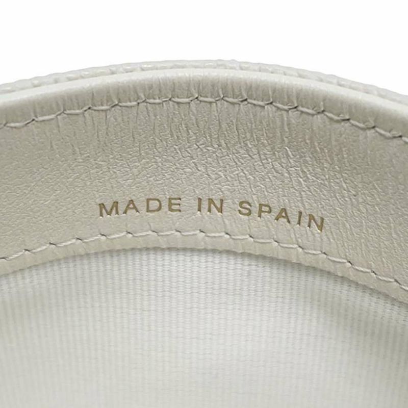 シャネル カードケース クラシック マトラッセ ココマーク キャビアスキン AP0213 CHANEL 定期入れ 名刺入れ パスケース 白