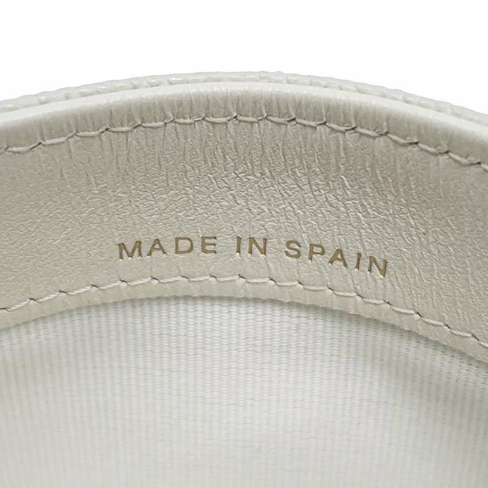 シャネル カードケース クラシック マトラッセ ココマーク キャビアスキン AP0213 CHANEL 定期入れ 名刺入れ パスケース 白