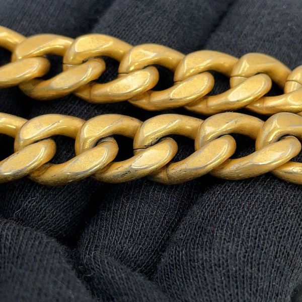 シャネル チェーンショルダーバッグ マトラッセ ココマーク ラムスキン AS3393 CHANEL 黒