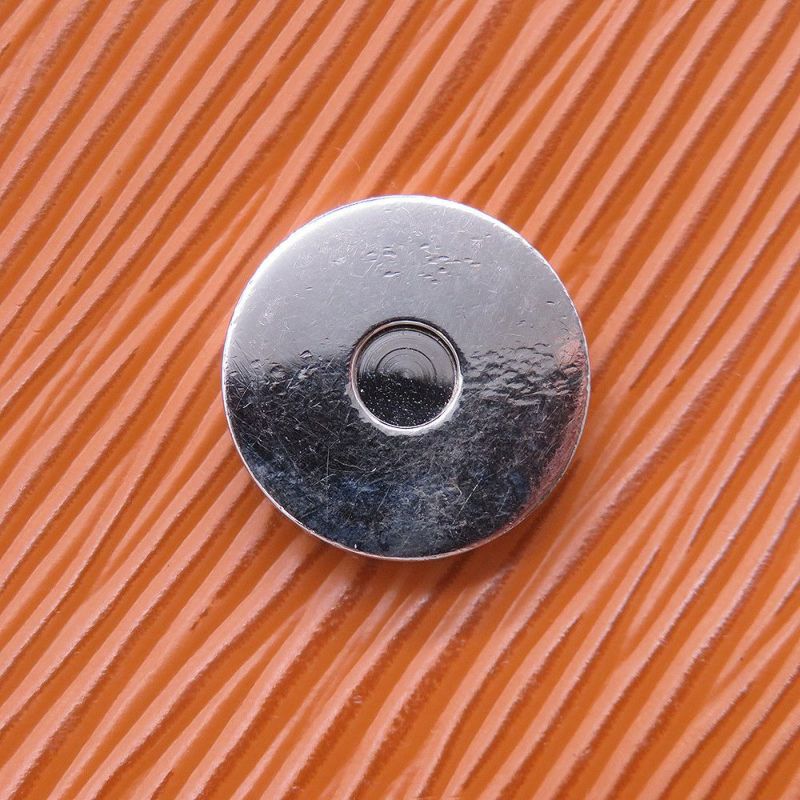 ルイヴィトン ショルダーバッグ エピ ビュシ NM M59459 LOUIS VUITTON ヴィトン バッグ