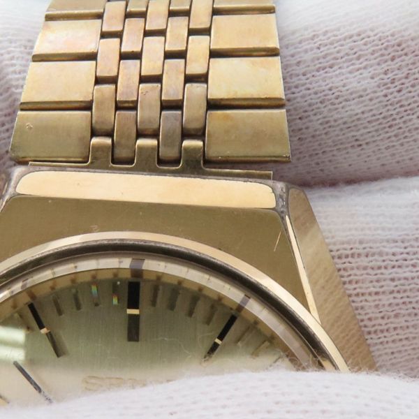 セイコー スーペリア デイデイト 3883-7000 SEIKO 腕時計 クォーツ シャンパンゴールド文字盤 アンティーク
