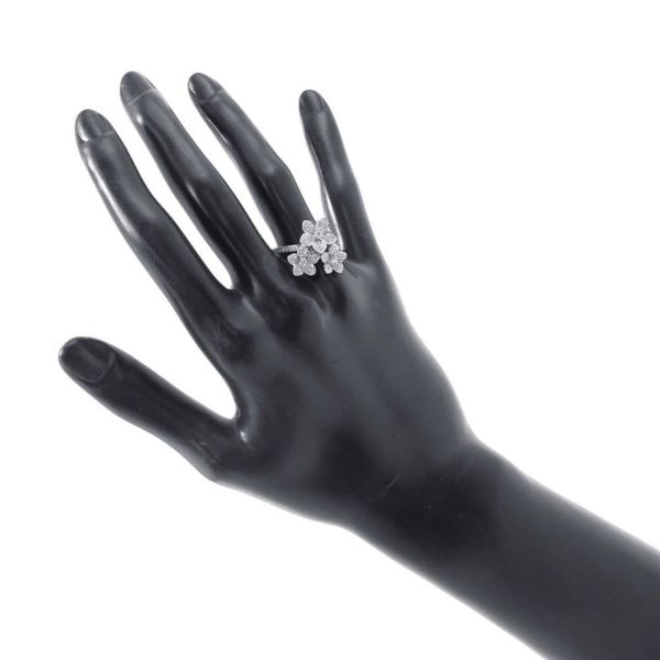 グラフ リング ワイルドフラワー ダイヤモンドクラスター リング ダイヤ 計0.69ct K18WGホワイトゴールド サイズ約14号 指輪