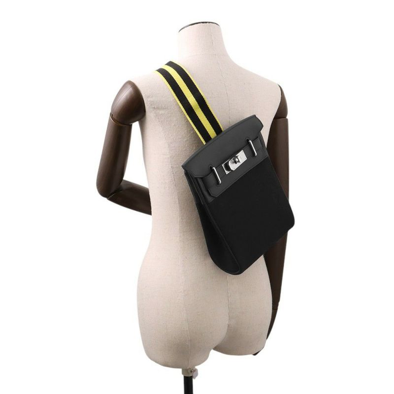 エルメス ボディバッグ ケリー アッカドPM ブラック/ニューライム/シルバー金具 トワルオフィシェ/スイフト K刻印 メンズ 黒