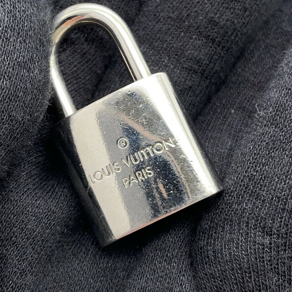 ルイヴィトン ハンドバッグ エピ アルマBB M40862 LOUIS VUITTON 2way 黒 ブラック