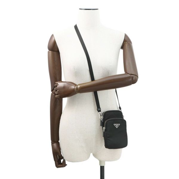 プラダ スマートフォンケース Re-Nylon ナイロン 2ZT024 PRADA 黒