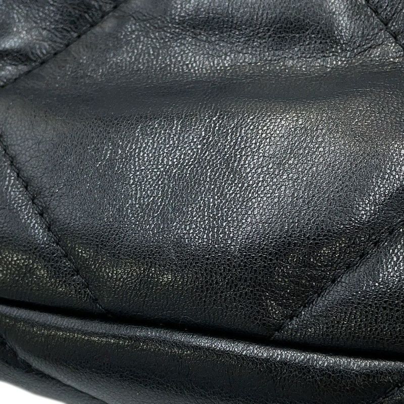シャネル チェーンショルダーバッグ マトラッセ ココマーク CHANEL19 ラムスキン AS1160 CHANEL 2way 黒