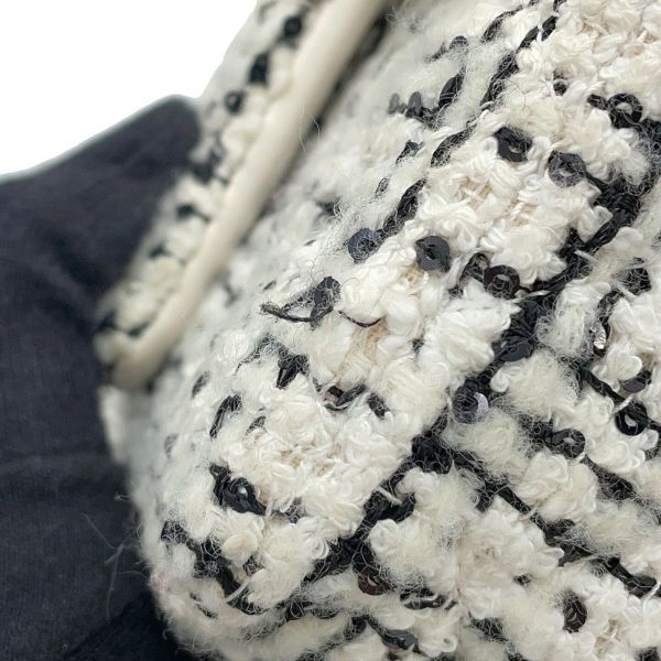シャネル チェーンショルダーバッグ ココマーク ミニ フラップ ツイード A69900 CHANEL 白