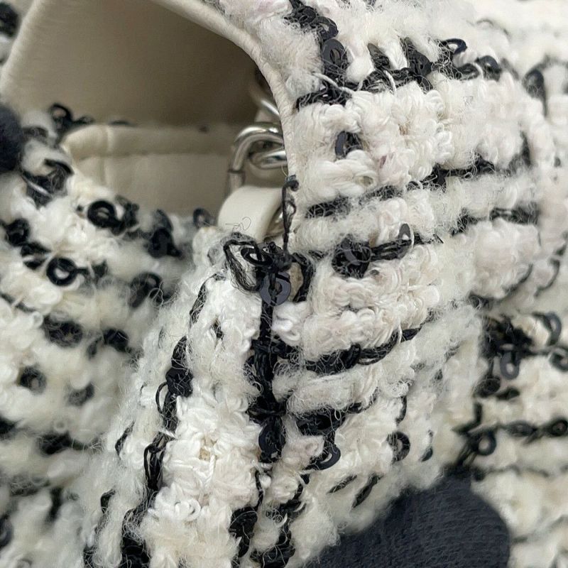 シャネル チェーンショルダーバッグ ココマーク ミニ フラップ ツイード A69900 CHANEL 白