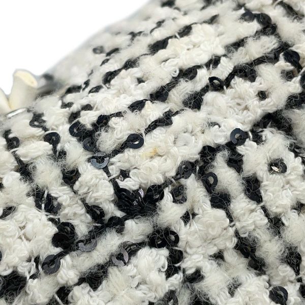 シャネル チェーンショルダーバッグ ココマーク ミニ フラップ ツイード A69900 CHANEL 白